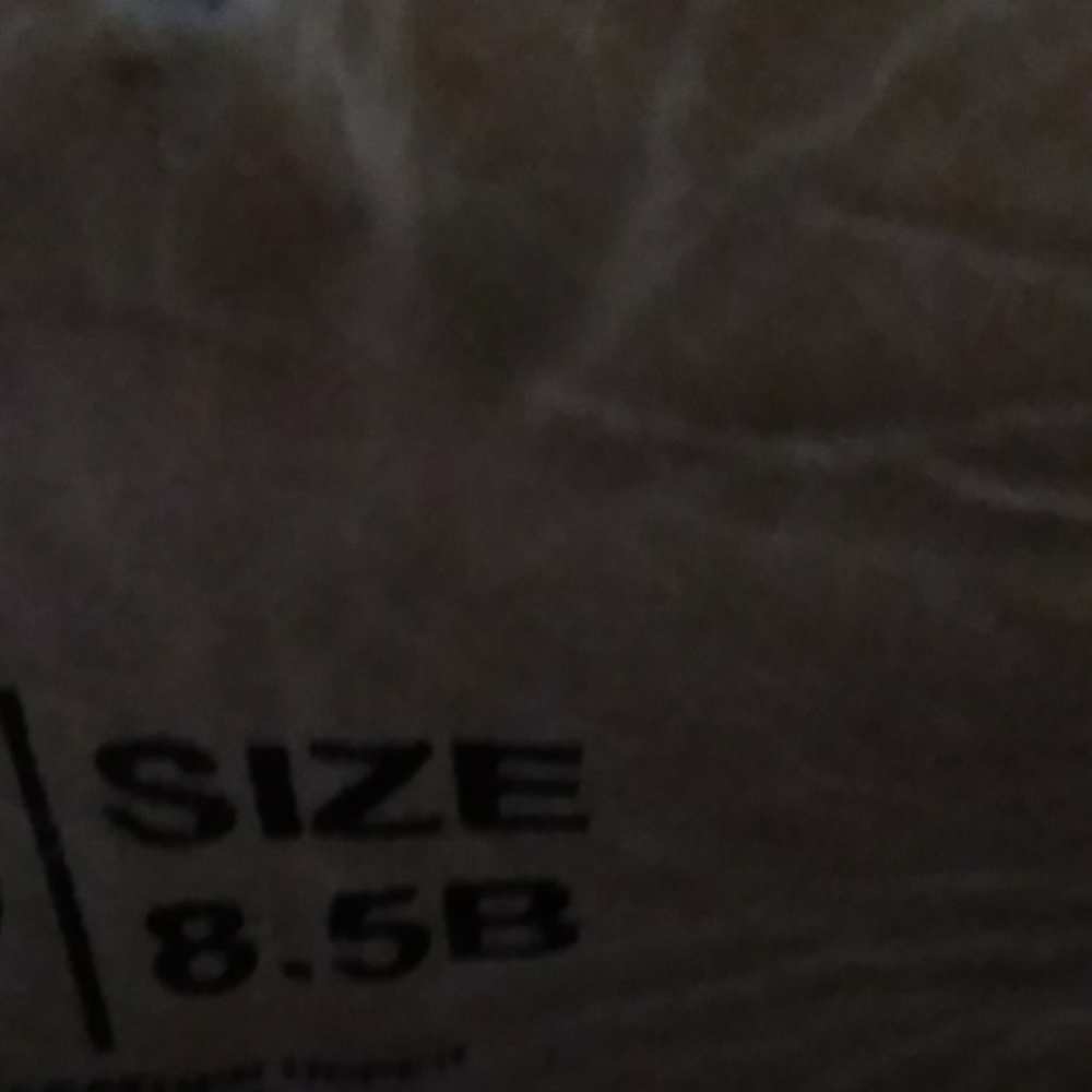 Selling women's boots